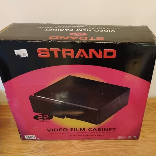 Strand vintage 1980s - vintage, vhs